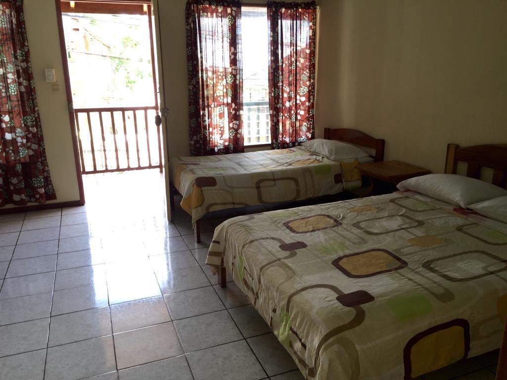 Hotel Moctezuma Монтесума Екстериор снимка